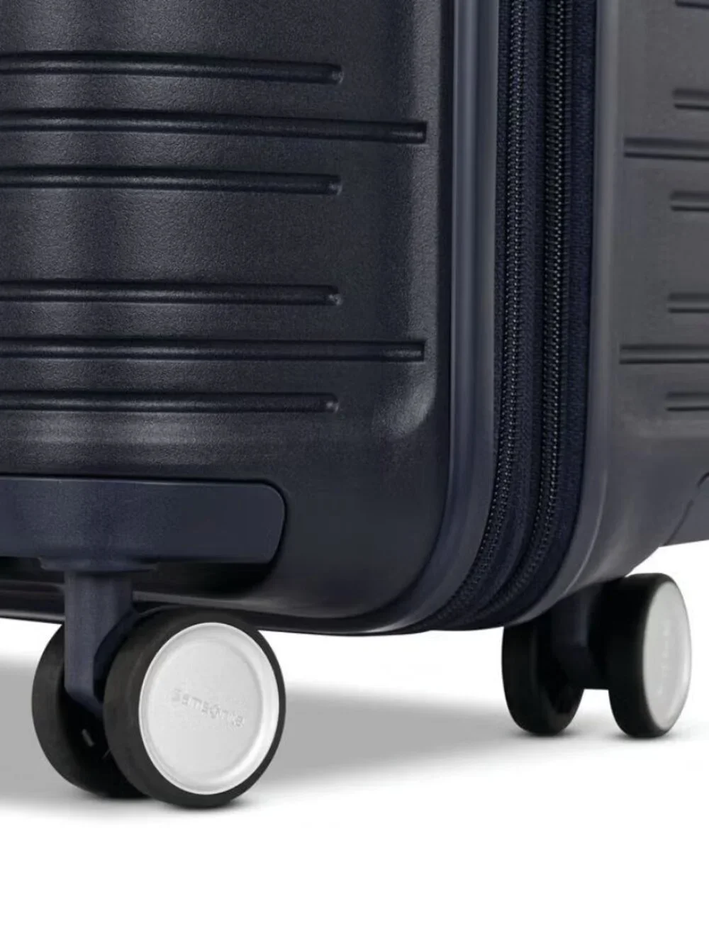 Samsonite Elevation Plus Hardside Carry-On Pro Spinner Luggage Bag NEW